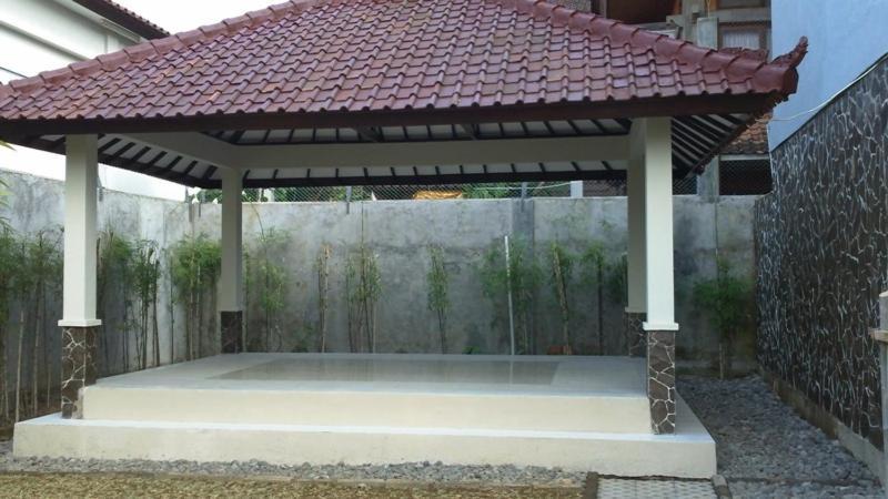 Urbanview Hotel Wayan Mansion Denpasar Exterior foto